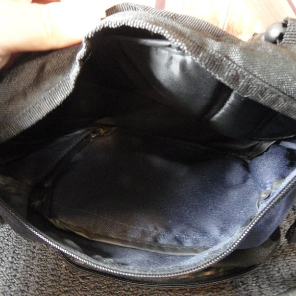 Narrow River Trading Co, Lower back multi pocket & Strap Fanny hiking pa… - Picture 4 of 6